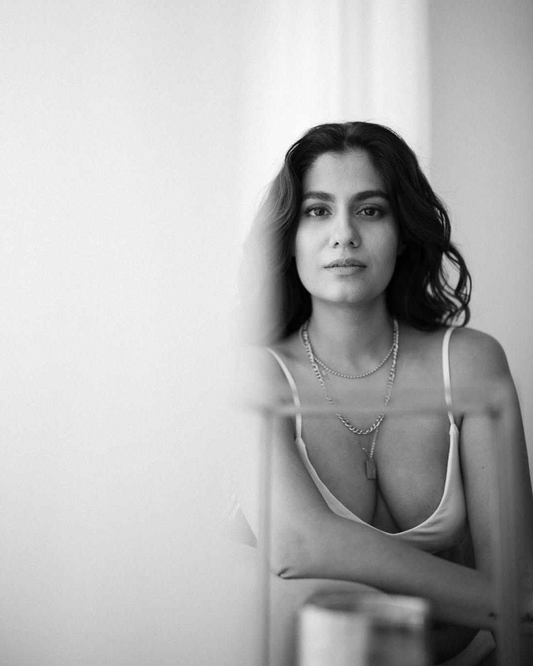 Shreya Dhanwanthary Captures Attention With Her Timeless Beauty and Talent
