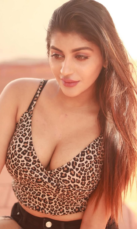 Yashika Aannands Stunning Sunlit Portrait Showcases Her Glamorous Style