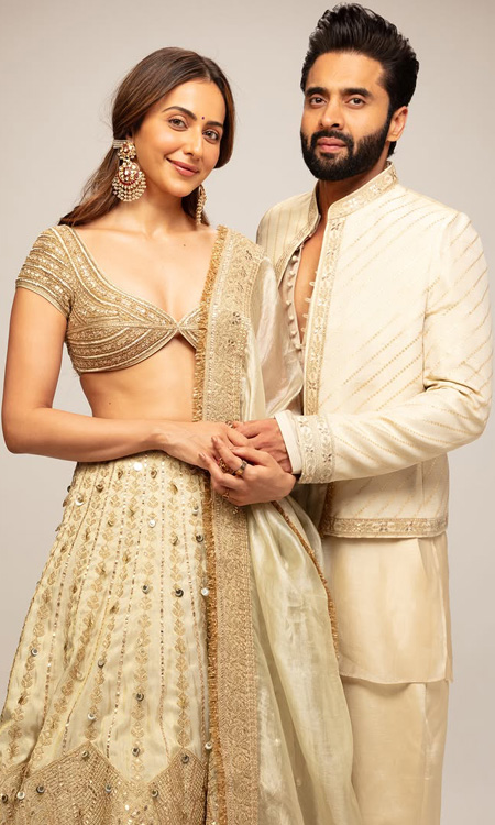 Rakul Preet Singh and Jackky Bhagnani Shine in Elegant Traditional Attire