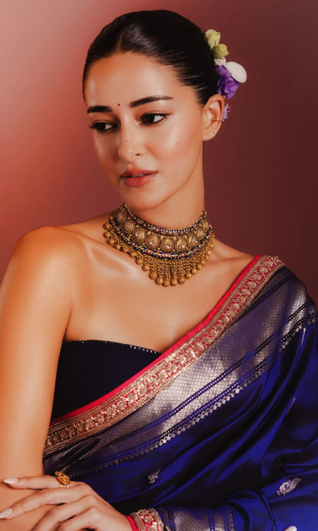 Ananya Panday Stuns in a Royal Navy Blue Saree at Filmfare Marathi Awards 2026