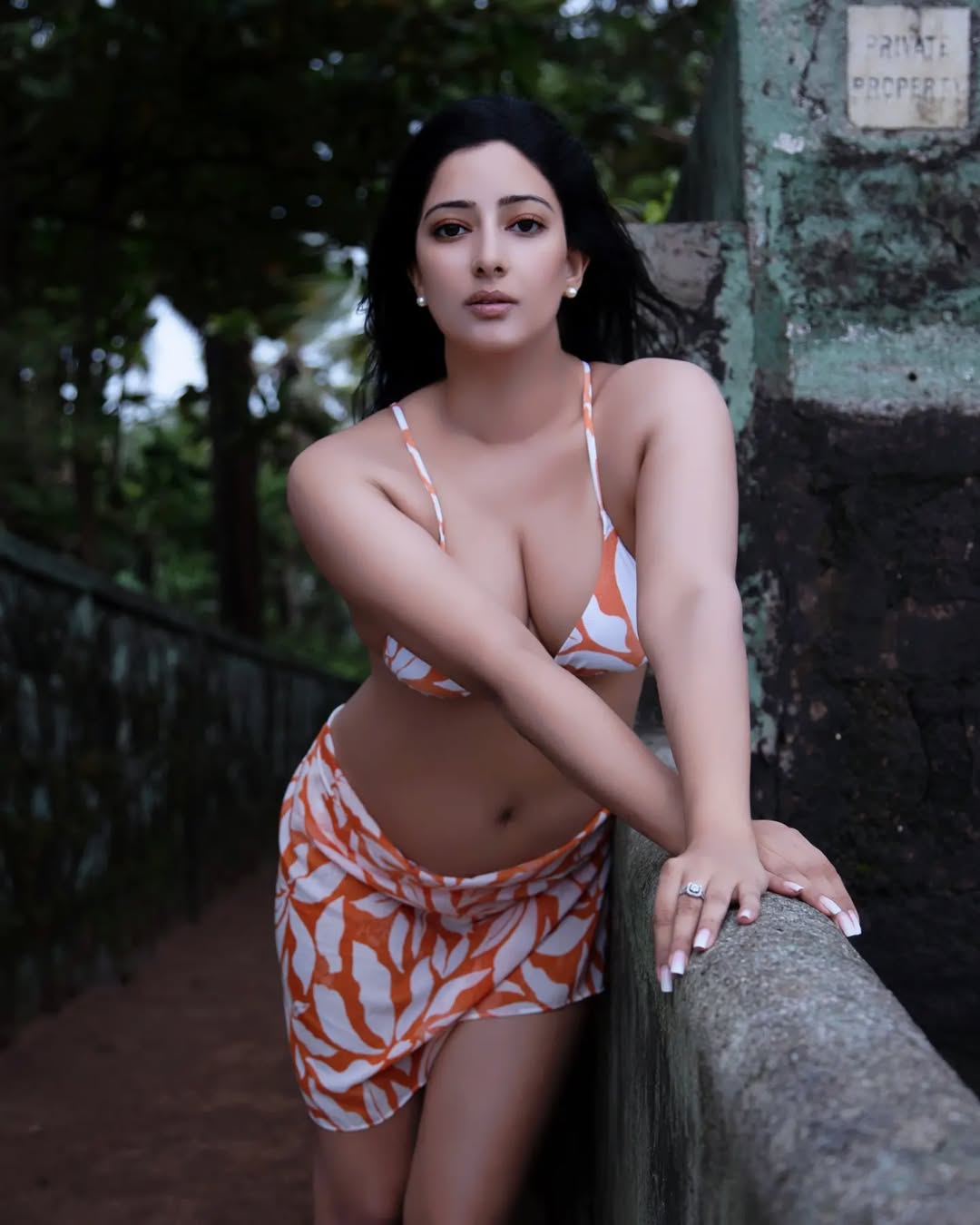 Niharica Raizada Stuns in Floral Bikini Look with Glamorous Outdoor Style