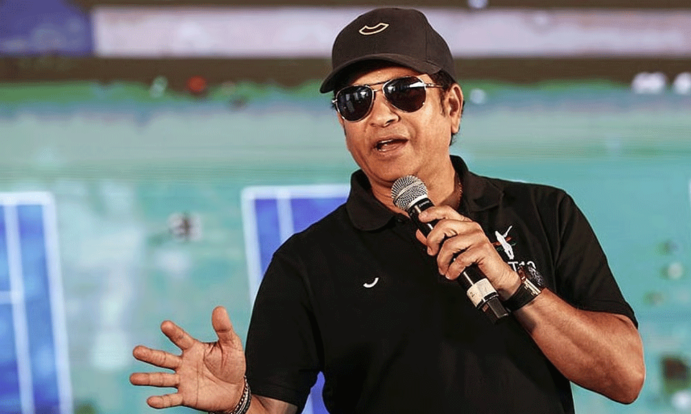 రిటైర్ అయ్యి దశాబ్దం దాటినా చెక్కు చెదరని క్రికెటర్ బ్రాండ్ వ్యాల్యూ రిటైర్ అయ్యి దశాబ్దం దాటినా చెక్కు చెదరని క్రికెటర్ బ్రాండ్ వ్యాల్యూ