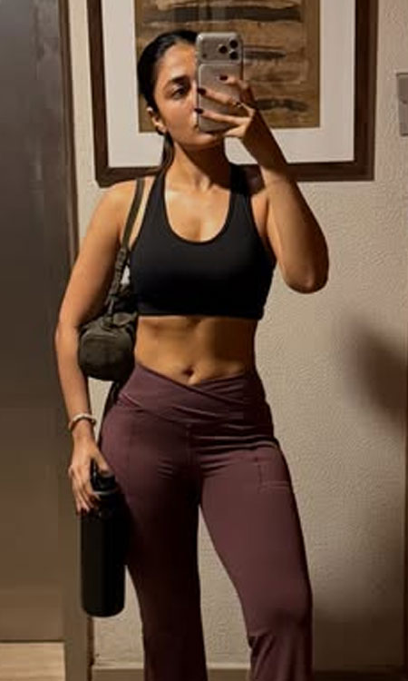 Dhanashree Vermas Stunning Instagram Snaps!