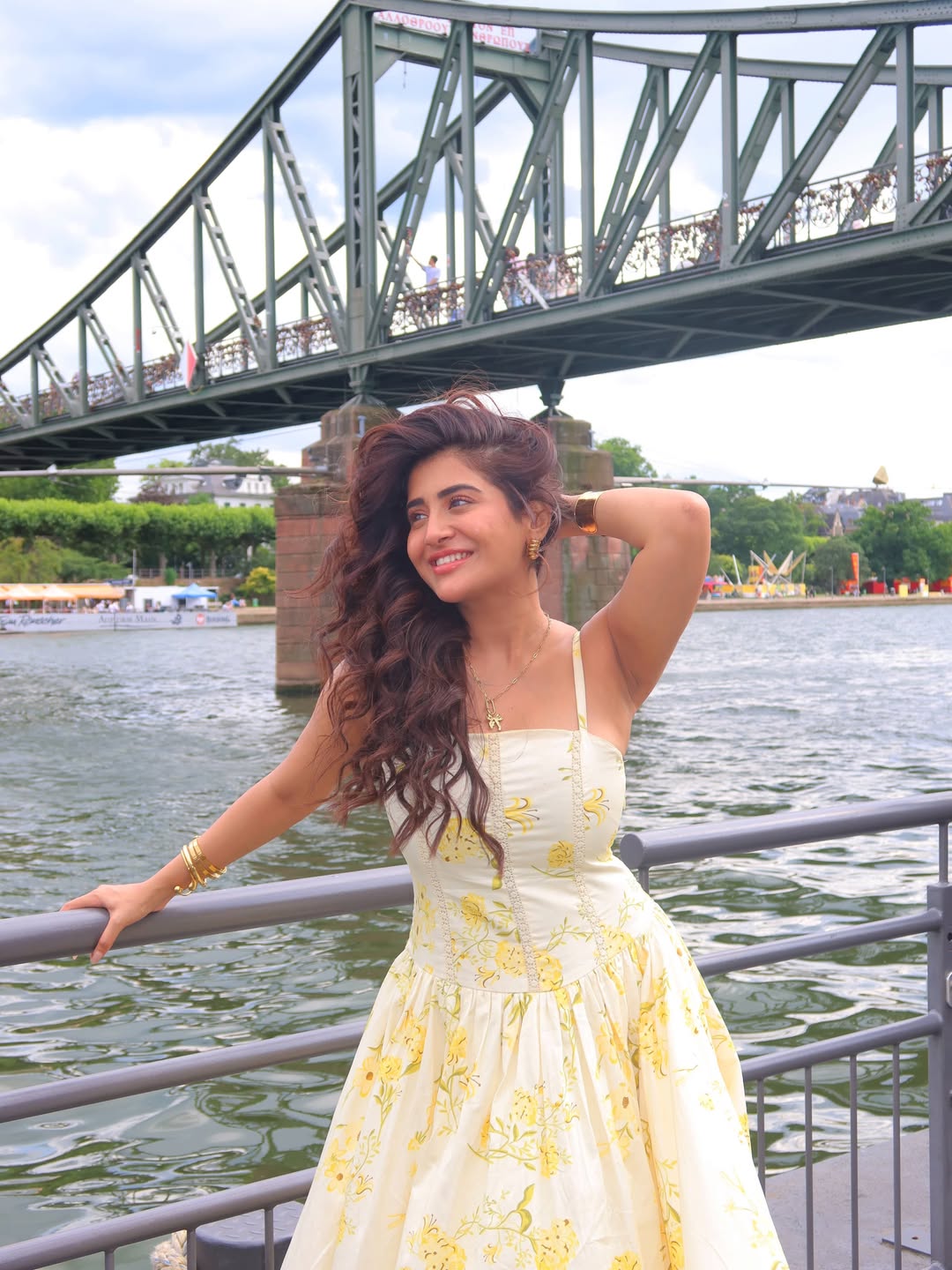 Rashi Singh’s Frankfurt Glow: Travel Diaries of a Telugu Star