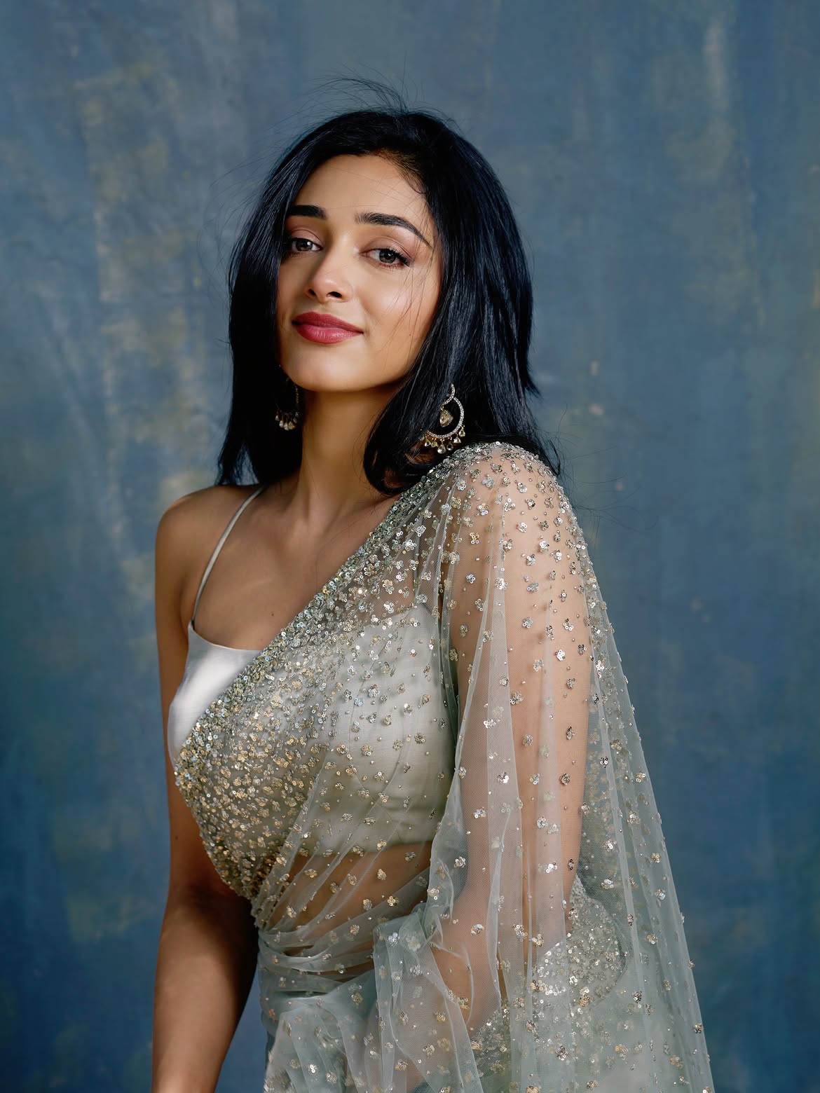 Preity Mukhundhan Mesmerizes in a Sparkling Sage Green Saree