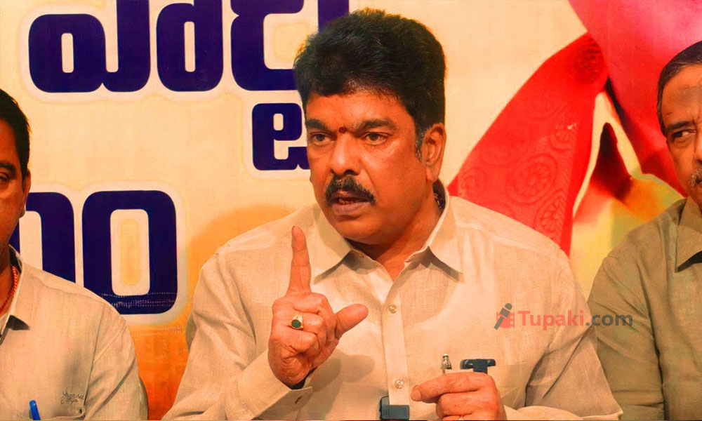 టీడీపీ నేతలే ఆశ్యర్యపడేలా.. వైసీపీ నేతలపై ఎమ్మెల్యే బొండా విమర్శలు!!
