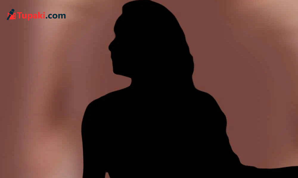గ్లామర్ పరిశ్రమలో భర్తలను రెడ్ హ్యాండెడ్గా పట్టుకున్న భార్యలు! గ్లామర్ పరిశ్రమలో భర్తలను రెడ్ హ్యాండెడ్గా పట్టుకున్న భార్యలు!
