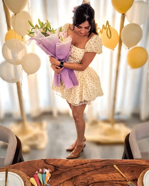 Ashika Ranganath’s Joyful Birthday Photo Captures Pure Happiness
