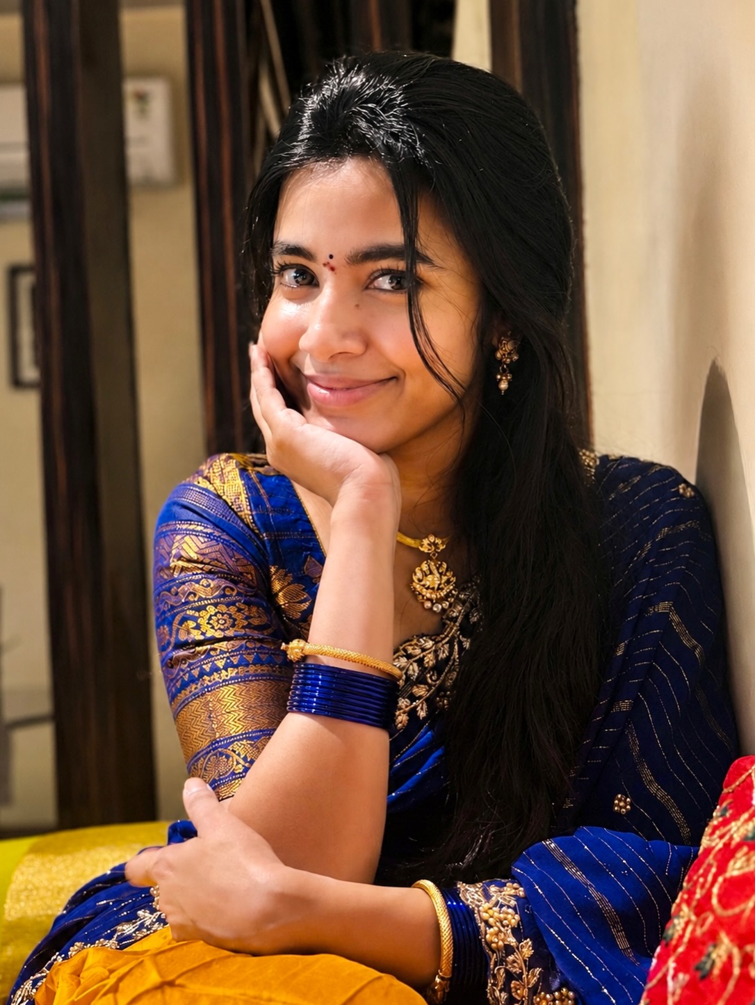 Shivani Nagaram Radiates Traditional Royalty in Royal Blue Saree