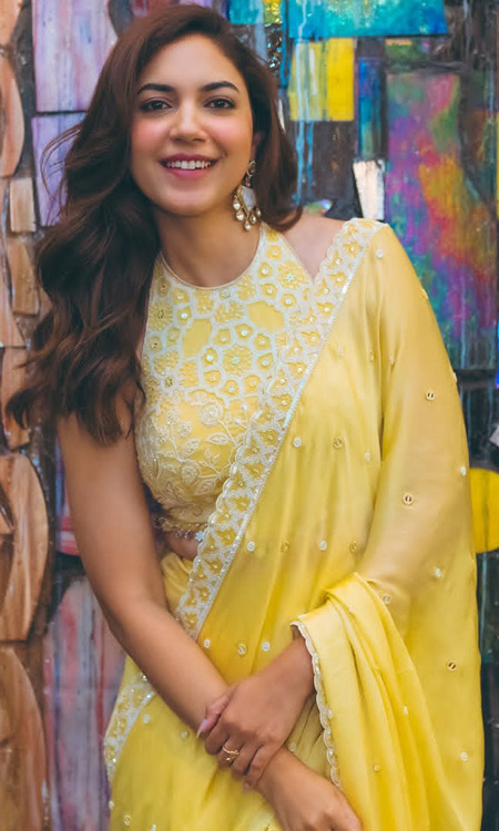 Ritu Varma’s Gorgeous Yellow Saree Look Wins Hearts