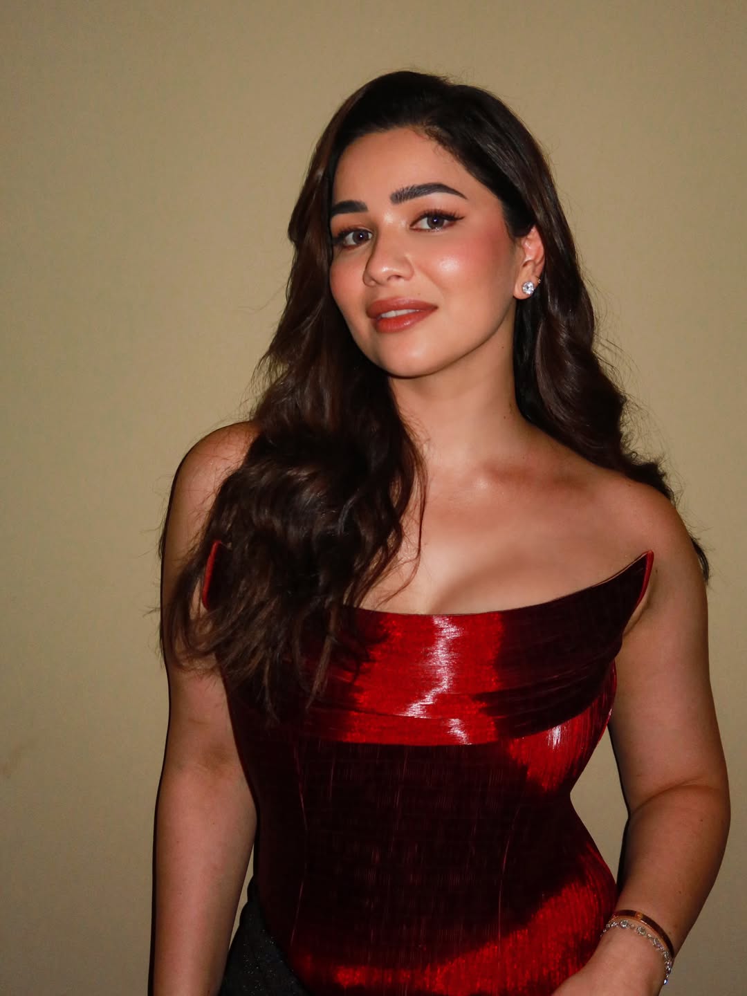 Sara Tendulkar Stuns in Metallic Couture and Soft Glam