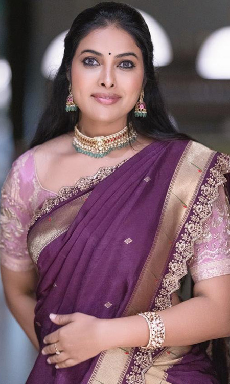 Divi Vadthya Stuns in a Regal Purple Saree for Dhara Fashions
