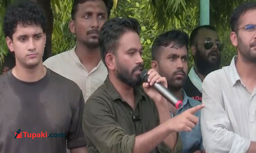 కాక్రోచ్ జనతా పార్టీ సీజన్ 2.. జంతర్ మంతర్ వద్ద రెడీ చేస్తున్నారట..
