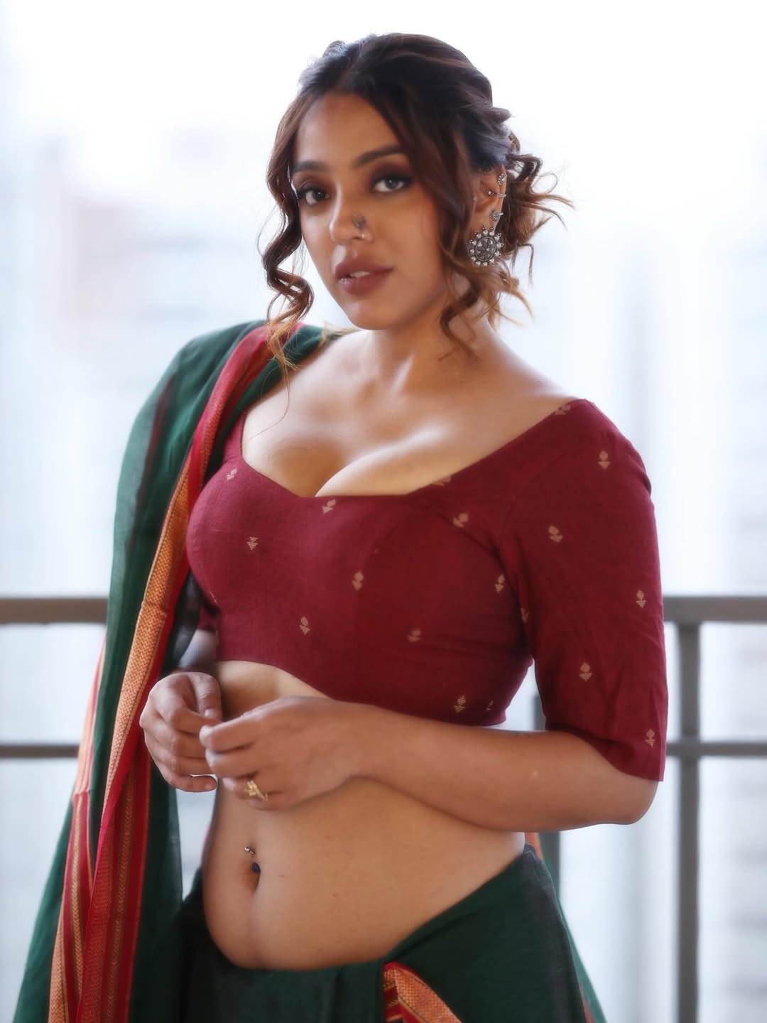Deviyani Sharma’s Latest Traditional Avatar Is Pure Glamour