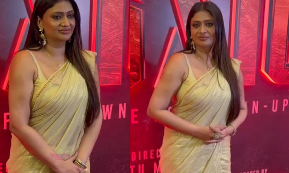 యూత్ మైండ్‌ని క‌లుషితం చేసేసిన టాక్సిక్ లేడీ!