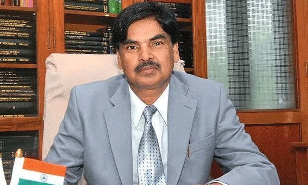 దేశాన్ని కుదుపుతున్న నల్సార్ వివాదం.. ఏం జరిగింది? దేశాన్ని కుదుపుతున్న నల్సార్ వివాదం.. ఏం జరిగింది?