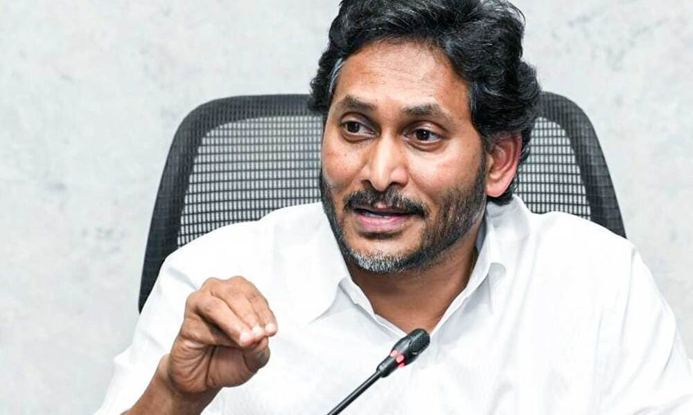 జగన్ స్ట్రాంగ్...వైసీపీ వీక్ !