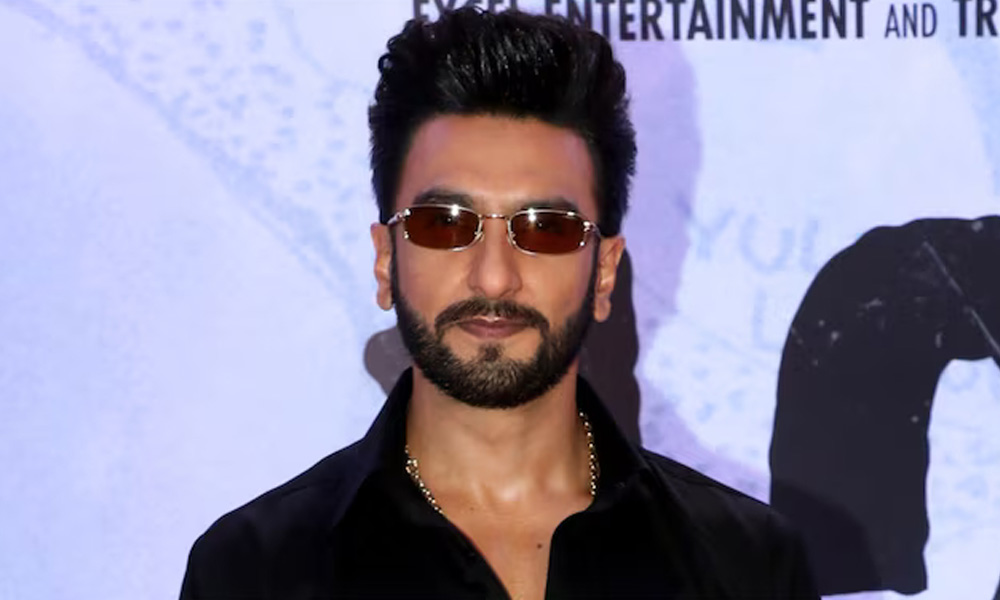 ధురంధర్ తర్వాత రణ్‌వీర్‌కు అసలు పరీక్ష.. కొత్త డైరెక్ట‌ర్‌తో రిస్క్