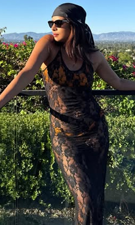 Lace & Sunshine: Priyanka Chopra’s Effortless Vacation Glow