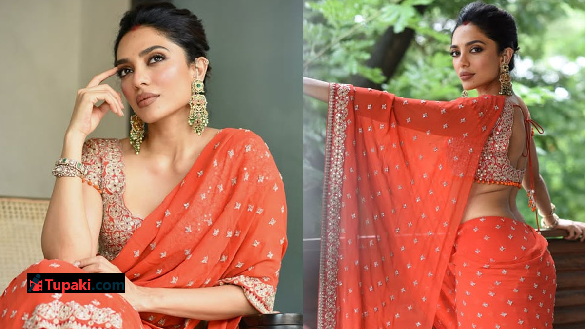 ముంతాజ్ ఐకానిక్ లుక్‌ను గుర్తు చేసిన శోభిత.. ఆరెంజ్ శారీలో ఫ్యాషన్ గోల్స్!