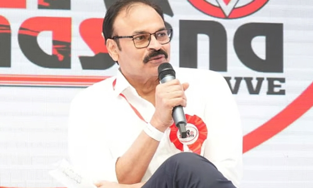 నాగబాబుకు మంత్రి హోదాతో పదవి...ఆ చాన్స్ ఎవరికి ?