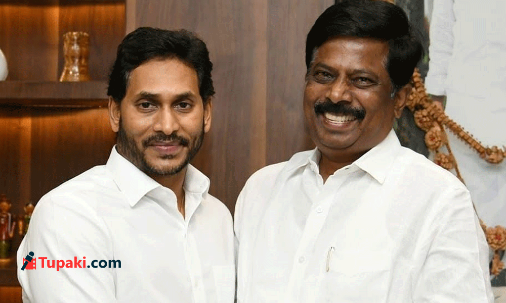 వైసీపీ నేత హ్యాట్రిక్ ఆశలు.. పార్టీ లెక్క వేరే ఉందా...? వైసీపీ నేత హ్యాట్రిక్ ఆశలు.. పార్టీ లెక్క వేరే ఉందా...?