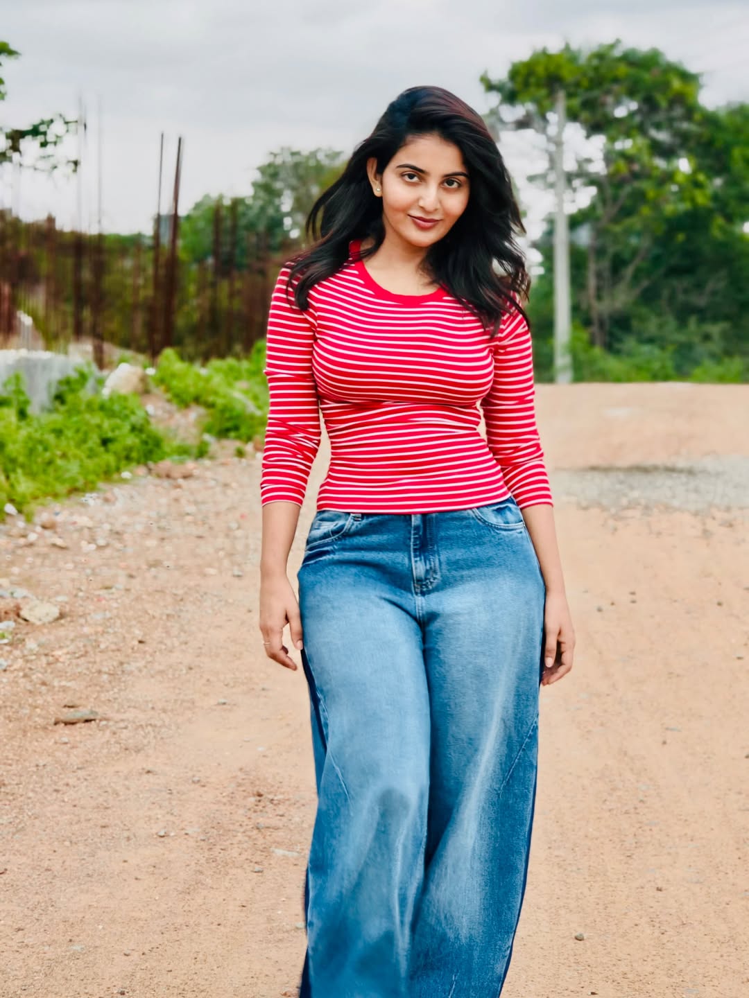 Ananya Nagalla Stuns Fans With Her Natural No-Makeup Look