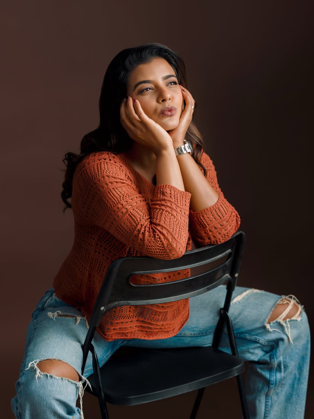 Aishwarya Rajesh Wins Hearts With Her Cozy Candid Look