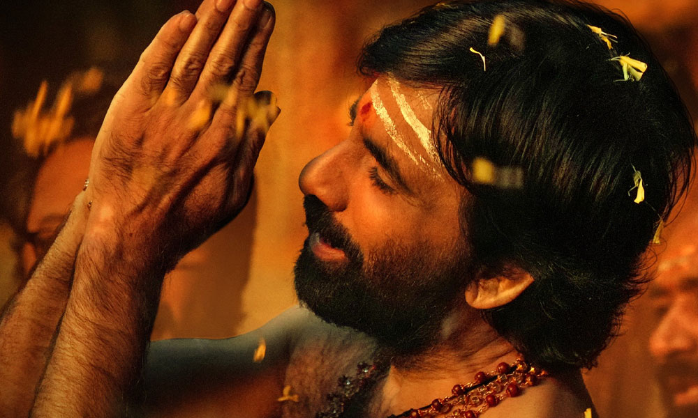 Irumudi Censor Report: Ravi Tejas Biggest Blockbuster loading