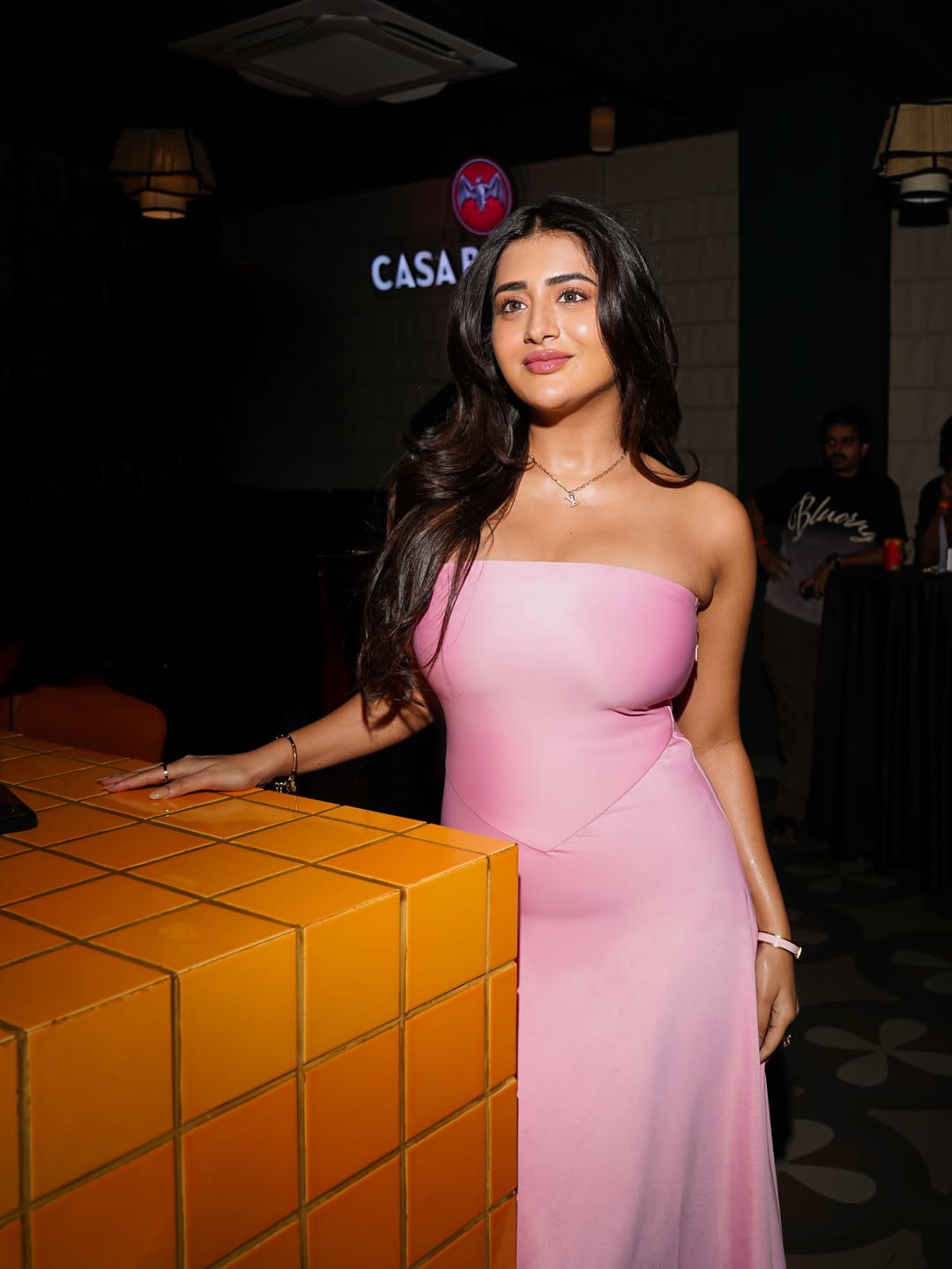 Rashi Singh Radiates Glamour in Strapless Silhouette