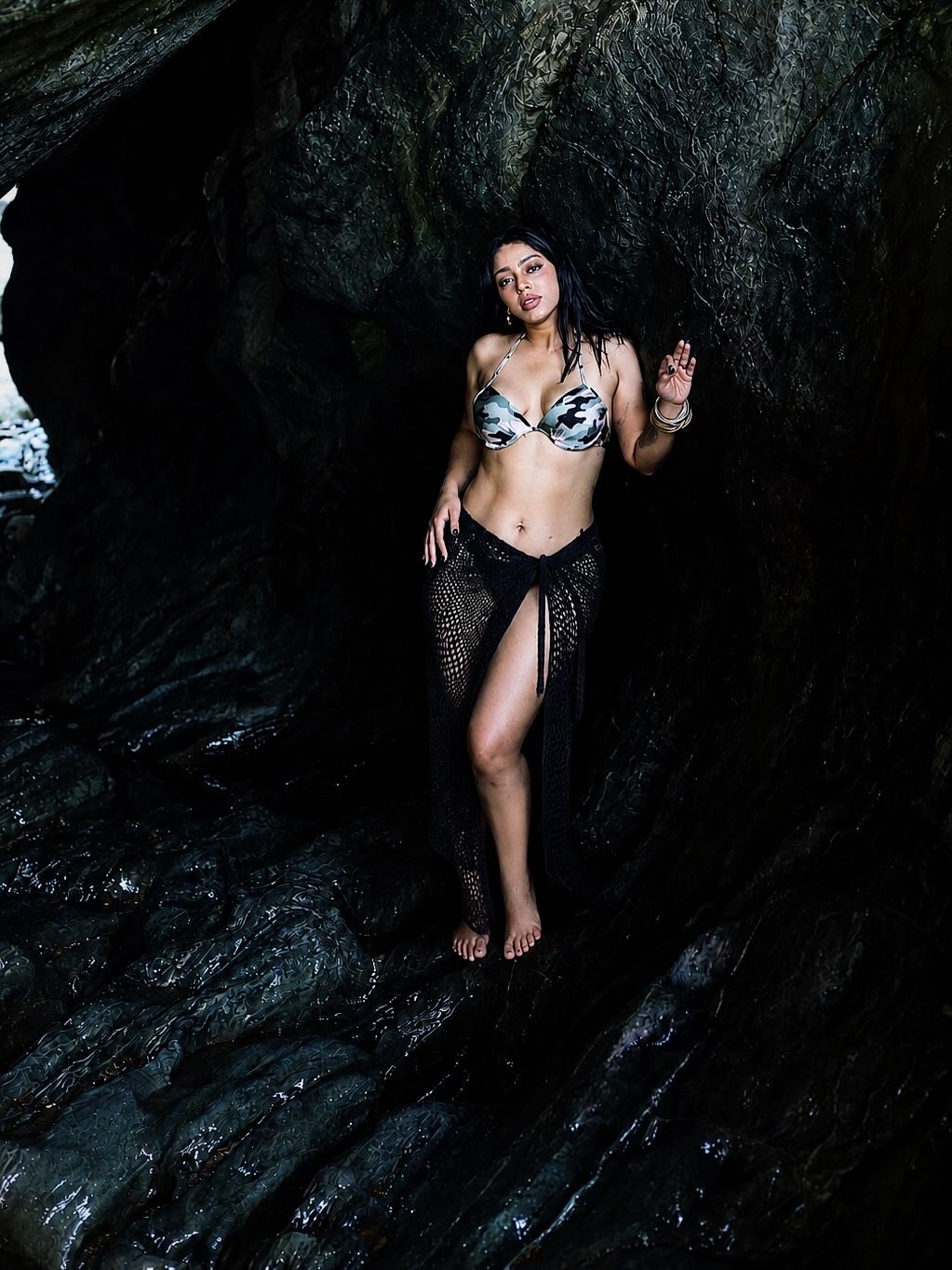 Deviyani Sharma Stuns in a Coastal Look by the Sea