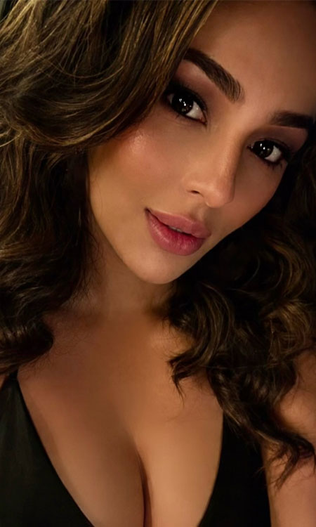 Seerat Kapoor Mesmerizes in a Elegant Black Avatar