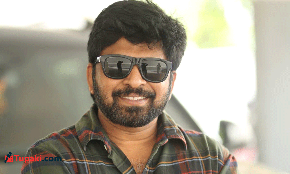 ప్రాణమిచ్చేయడమే కాదు దూరం పెట్టడంలోను మాస్ రాజా! ప్రాణమిచ్చేయడమే కాదు దూరం పెట్టడంలోను మాస్ రాజా!