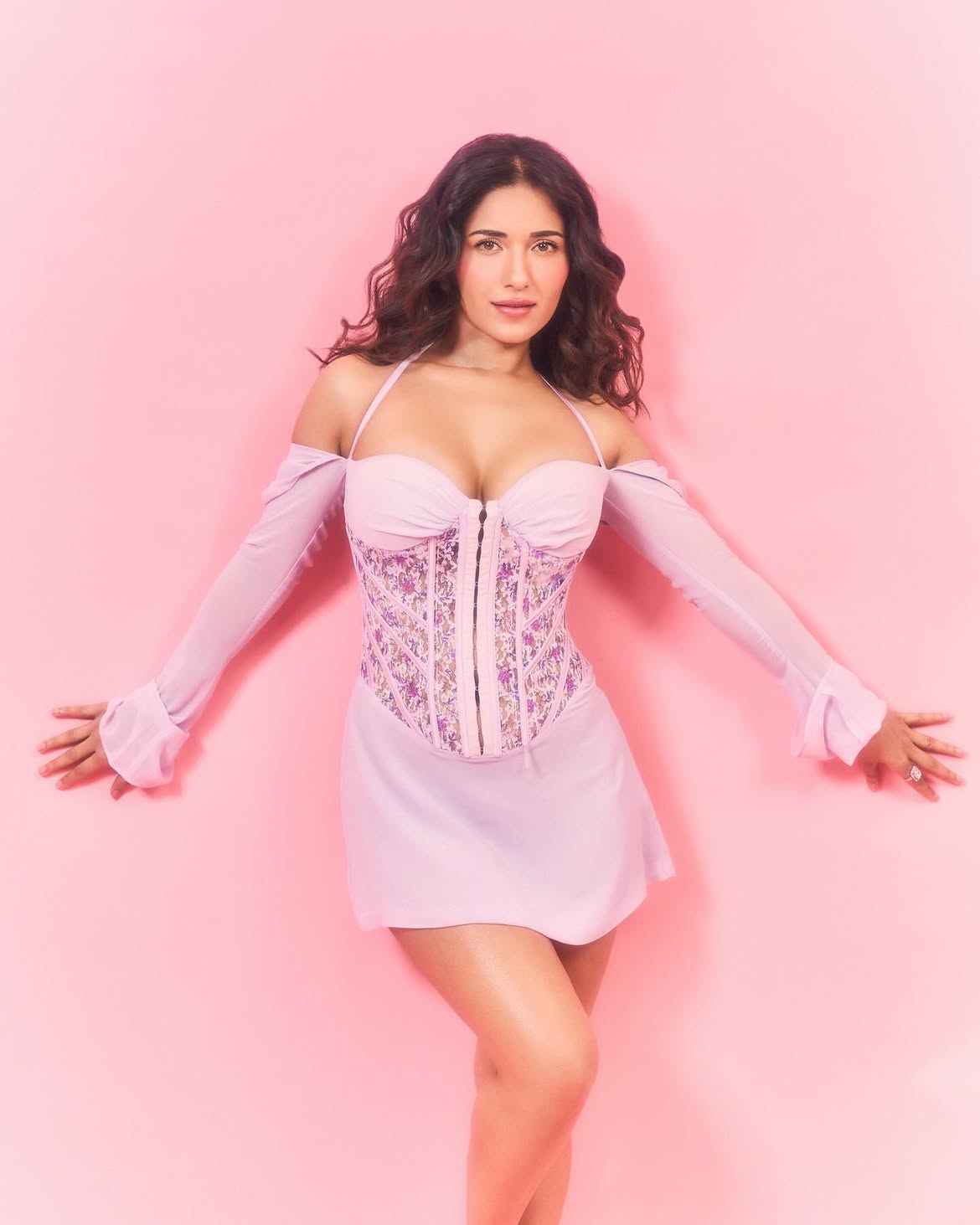 Ruhani Sharma’s Romantic Corset Look