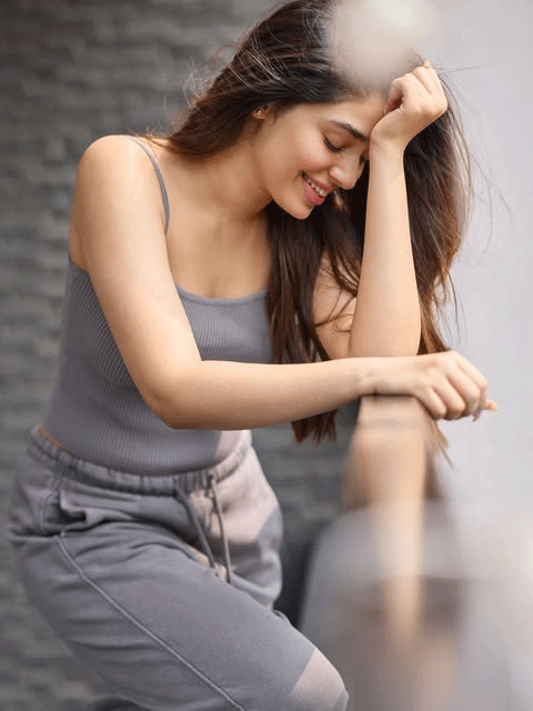 Krithi Shetty’s Cozy Weekend Glow: Pure Chill & Peace