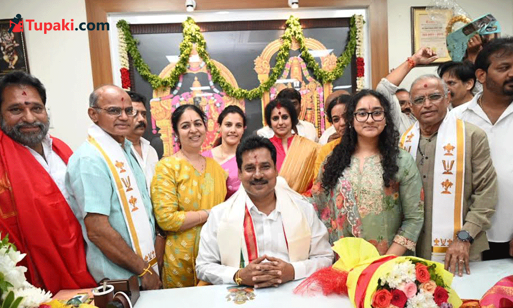 ఎస్వీబీసీకి కొత్త ఛైర్మన్.. నందమూరి ఫ్యామిలీ సమక్షంలో ఘనంగా శ్రీధర్ వర్మ ప్రమాణ స్వీకారం!