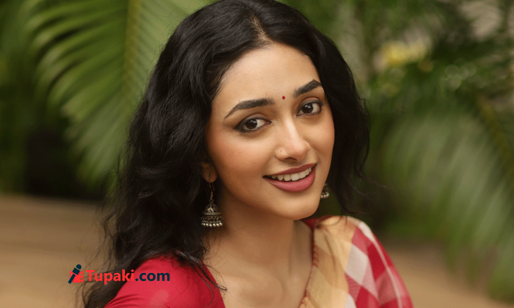 వివాదంతో పెద్ద ప్రచారం కొట్టేసిన వర్థమాన నటి వివాదంతో పెద్ద ప్రచారం కొట్టేసిన వర్థమాన నటి