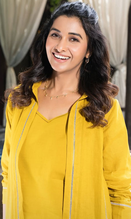 Priya Bhavani Shankar Looks Gorgeous in a Vibrant Yellow