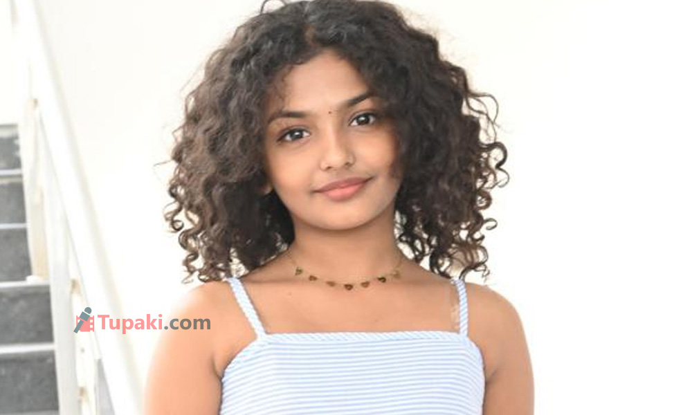 బంపర్ ఆఫర్ కొట్టేసిన రవితేజ కూతురు!