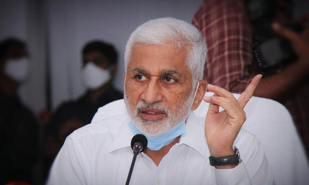 జనసేనలోకి విజయసాయిరెడ్డి....డేట్ కోసం వెయింటింగ్ ?