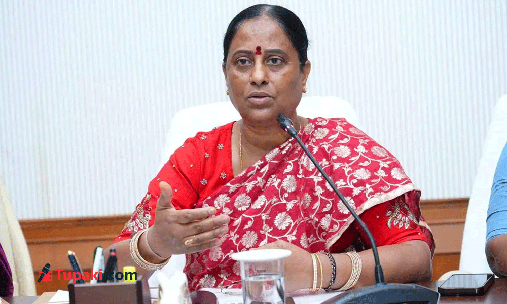 తప్పిస్తారా? తప్పుకునేలా చేస్తారా?! మంత్రి సురేఖపై కాంగ్రెస్ నిర్ణయం ఎలా ఉండనుంది?