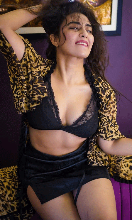 Jinal Joshi Turns Heads with Her Stunning Leopard-Print Style