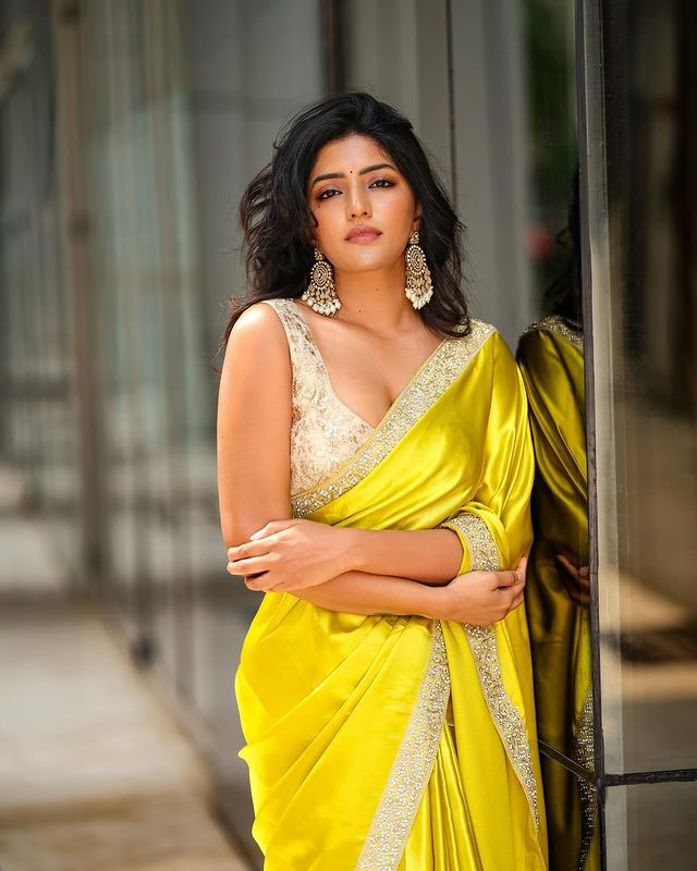 Eesha Rebba Stuns in Yellow Silk Saree Look