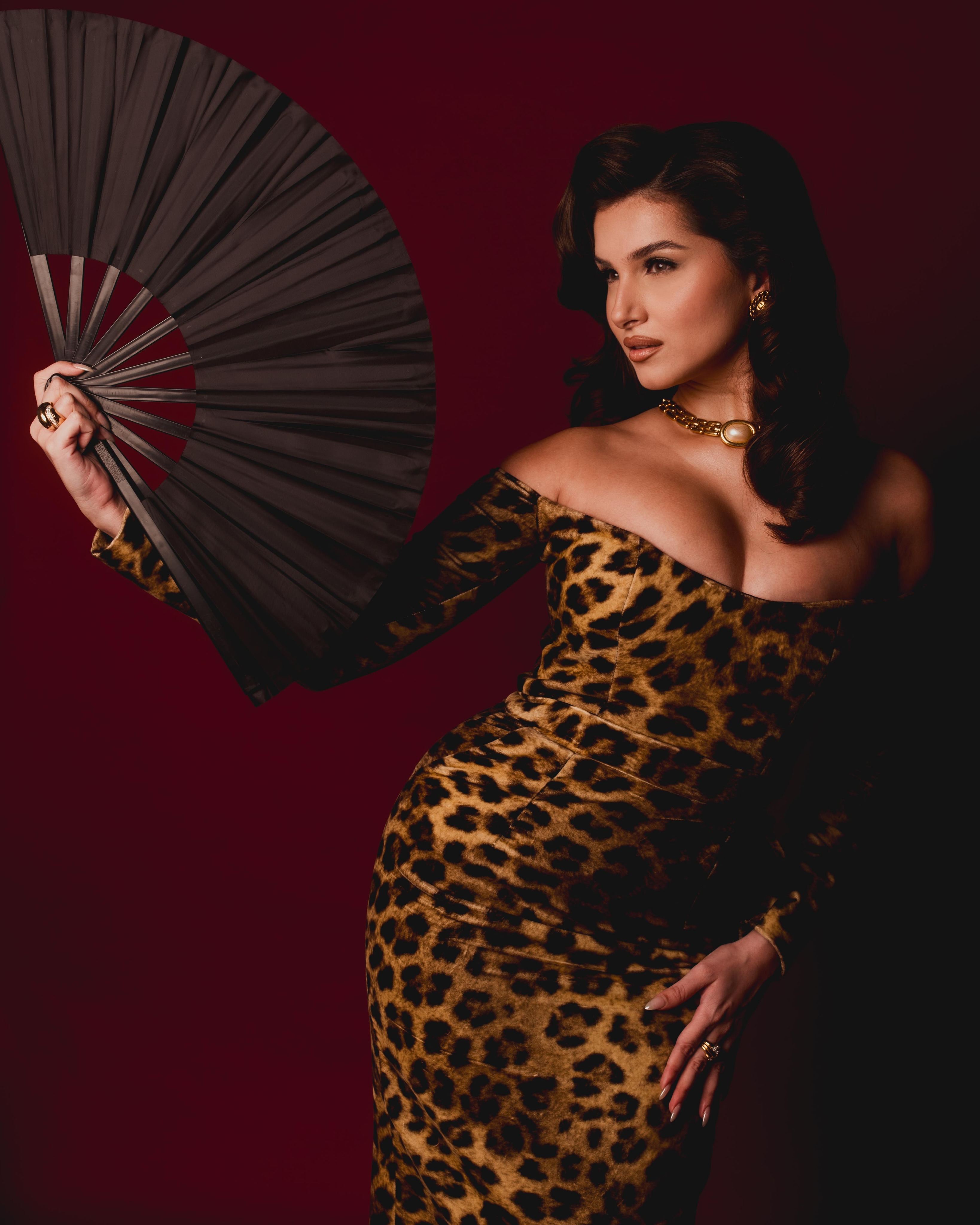 Tara Sutaria’s Regal Retro Moment