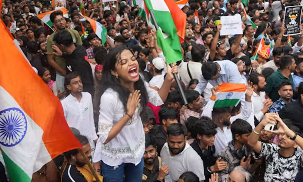 యువతలో రాజకీయ చైతన్యం: ఆవేశం నుంచి ఆలోచనాత్మక నాయకత్వం వైపు!