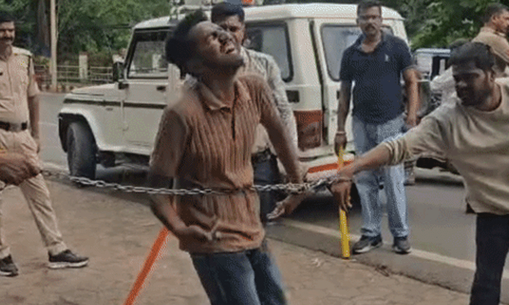 హారన్ కొట్టాడని ప్రాణం తీశారు.. నిందితులకు పోలీసుల ట్రీట్‌మెంట్.. వైరల్ వీడియో