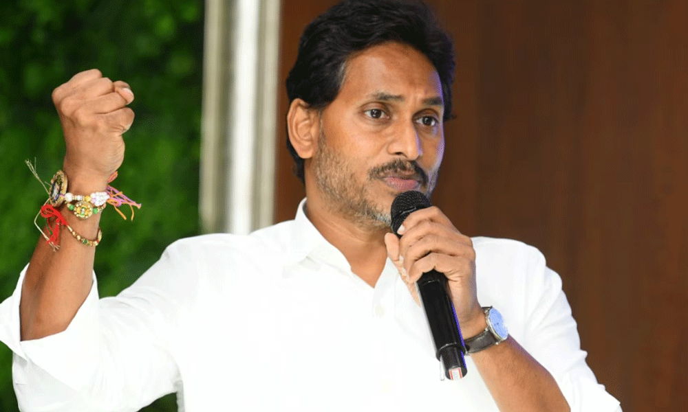 అటు కూట‌మి బ‌లం.. ఇటు జ‌గ‌న్ వార్నింగ్‌... వాళ్ల‌కు టెన్ష‌న్‌...?