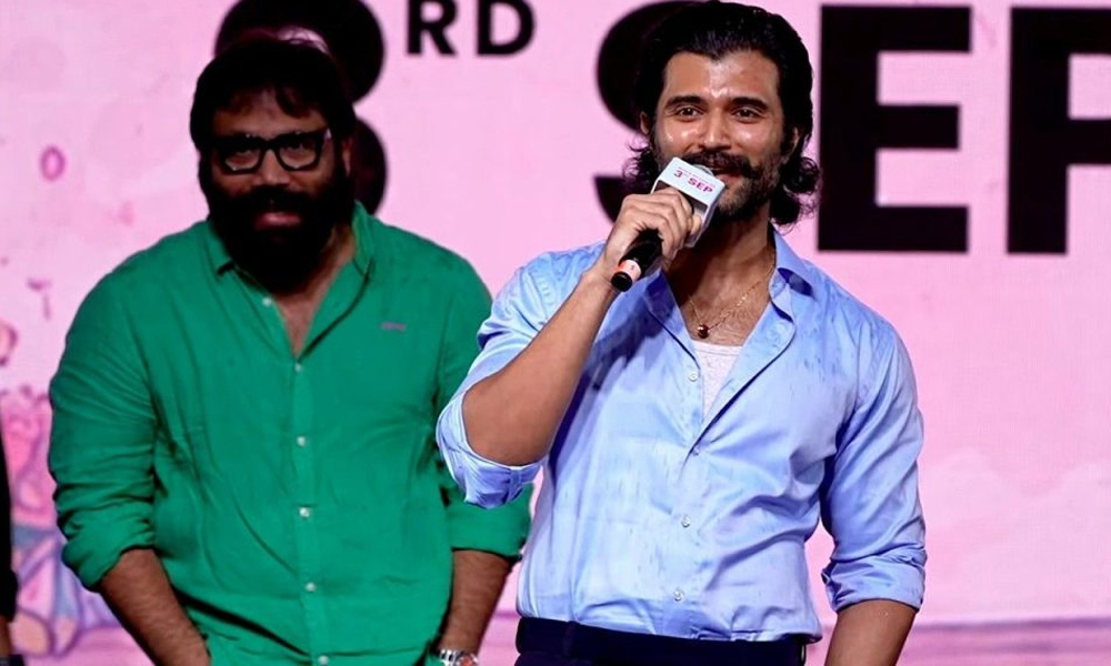 సందీప్ పిలిచినప్పుడు వెళ్లకపోతే నేను బతికి వేస్ట్.. విజయ్ ఎమోషనల్ స్పీచ్