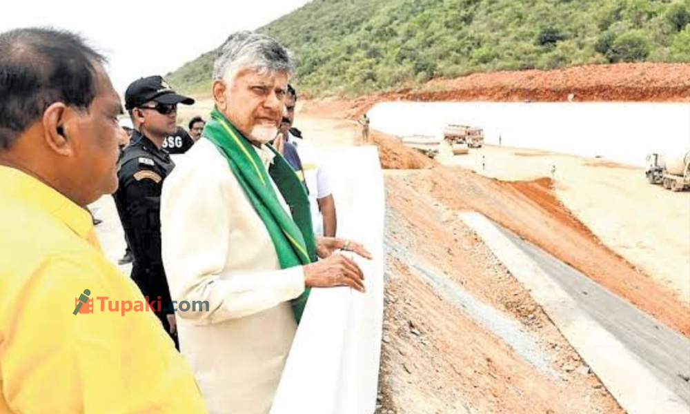 కదిలింది గోదావరి...ఉత్తరాంధ్ర దశ తిరిగింది !