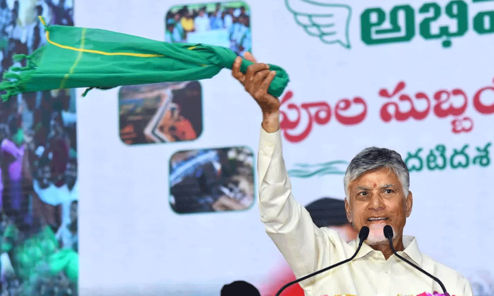 స్టాండింగ్ ఒవేషన్.. వెలిగొండలో చంద్రబాబుకు అపూర్వ గౌరవం!